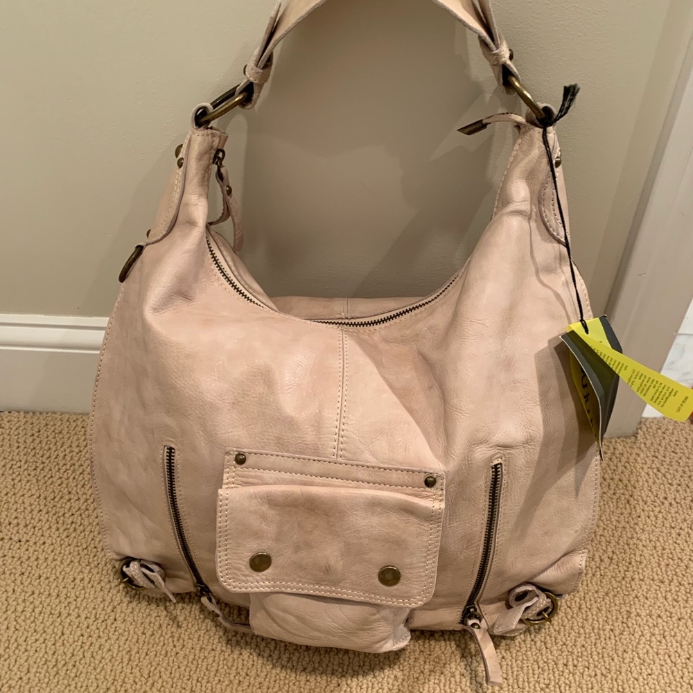 NWT, soft leather bag. Light beige/dark cream - Picture 5 of 7